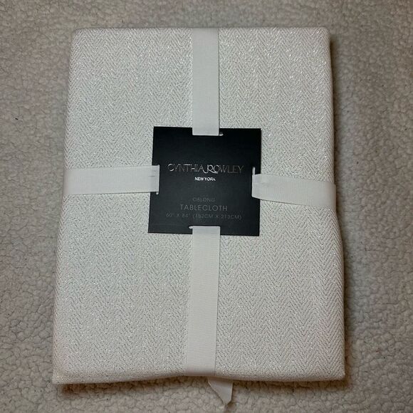 Cynthia Rowley Oblong Tablecloth 60x84” White Sparkles NWT - Picture 1 of 7